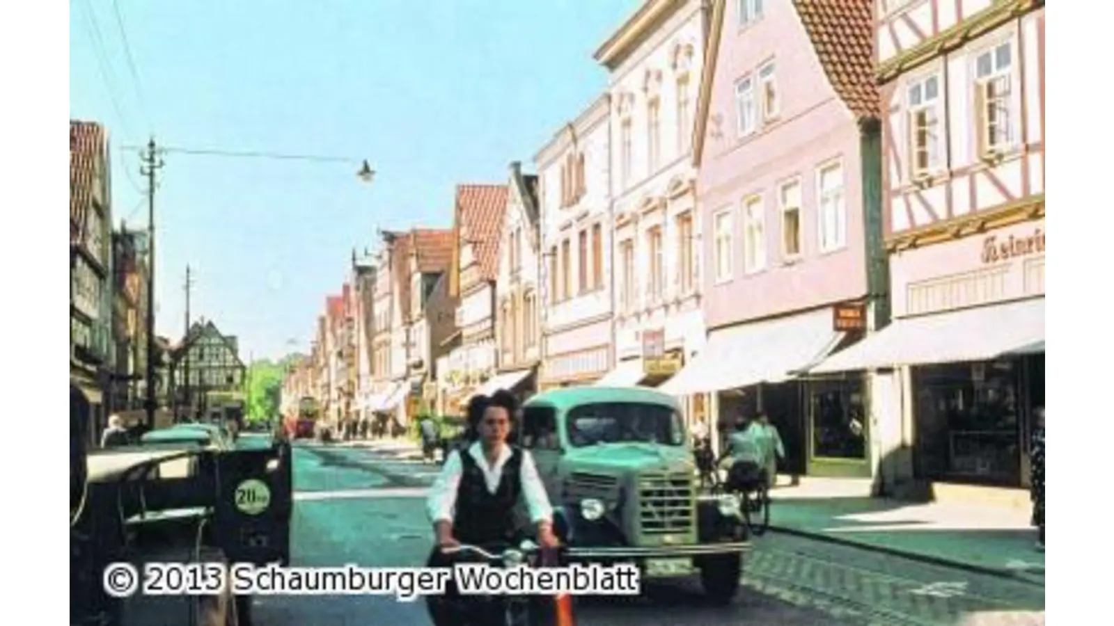 Historischer Kalender mit Rintelner Motiven (Foto: km)