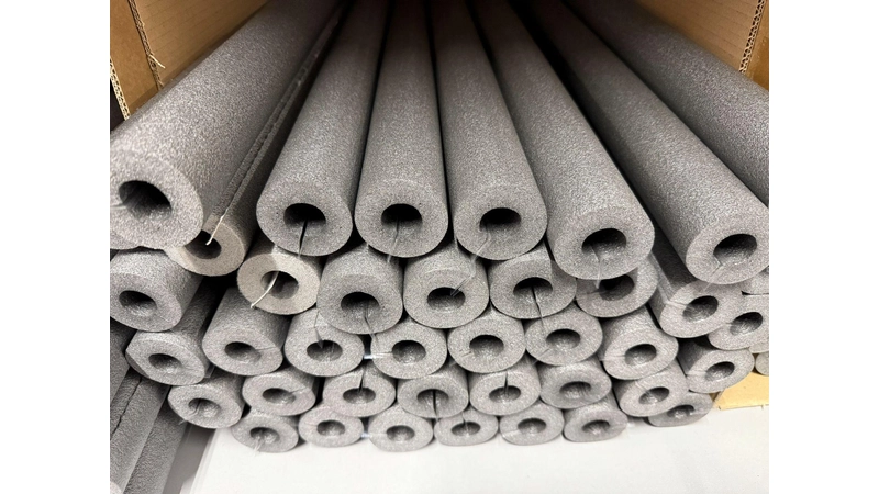 Dämmmaterial für Heizungsrohre (Variante 1). (Foto: Horst Roch)