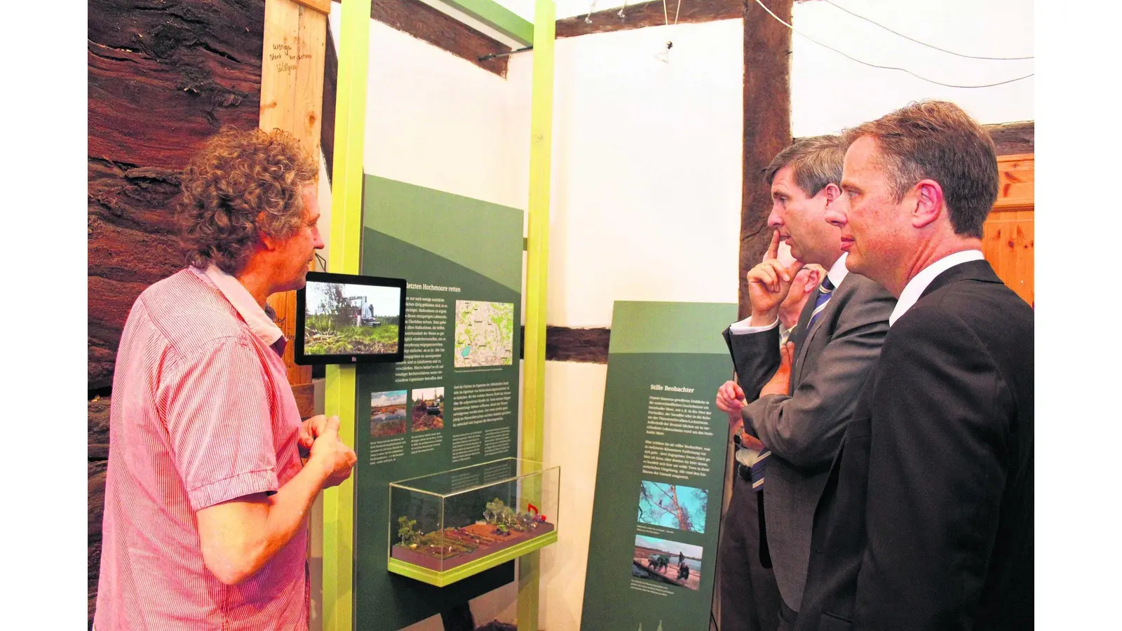 Modernes Konzept in alter Bauerndiele (Foto: jan)
