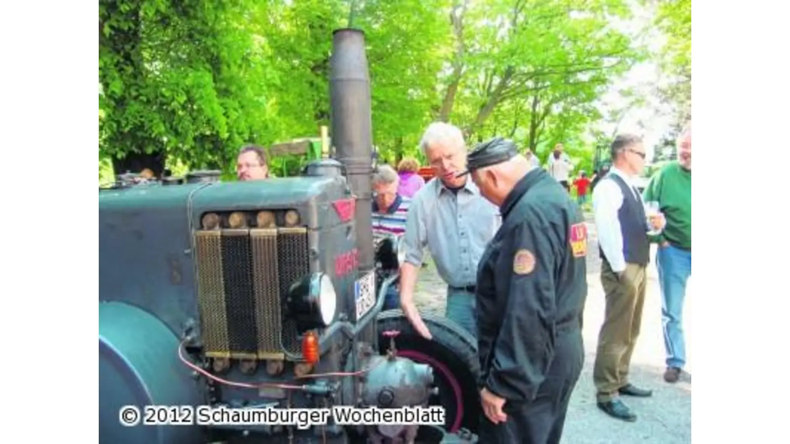 Die Wissenden und Großen knattern an (Foto: red)