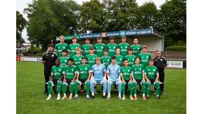 Die A-Jugend des VfL Bückeburg freut sich auf das Spiel gegen Hannover 96. (Foto: Lars Hokamp)