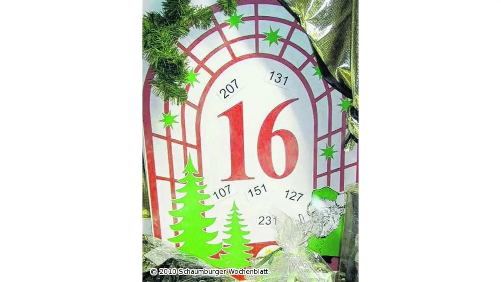 Lindhorster Adventskalender lädt zum Bummeln durch den Ort ein (Foto: red)