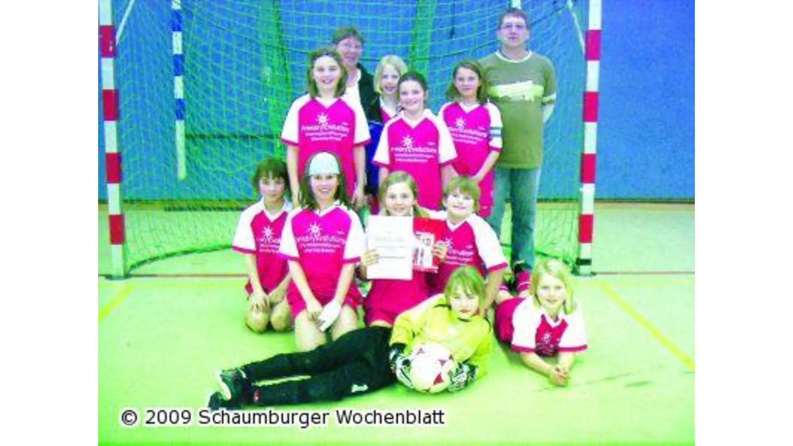 Fußball-Mädchen ganz vorne dabei (Foto: pd)
