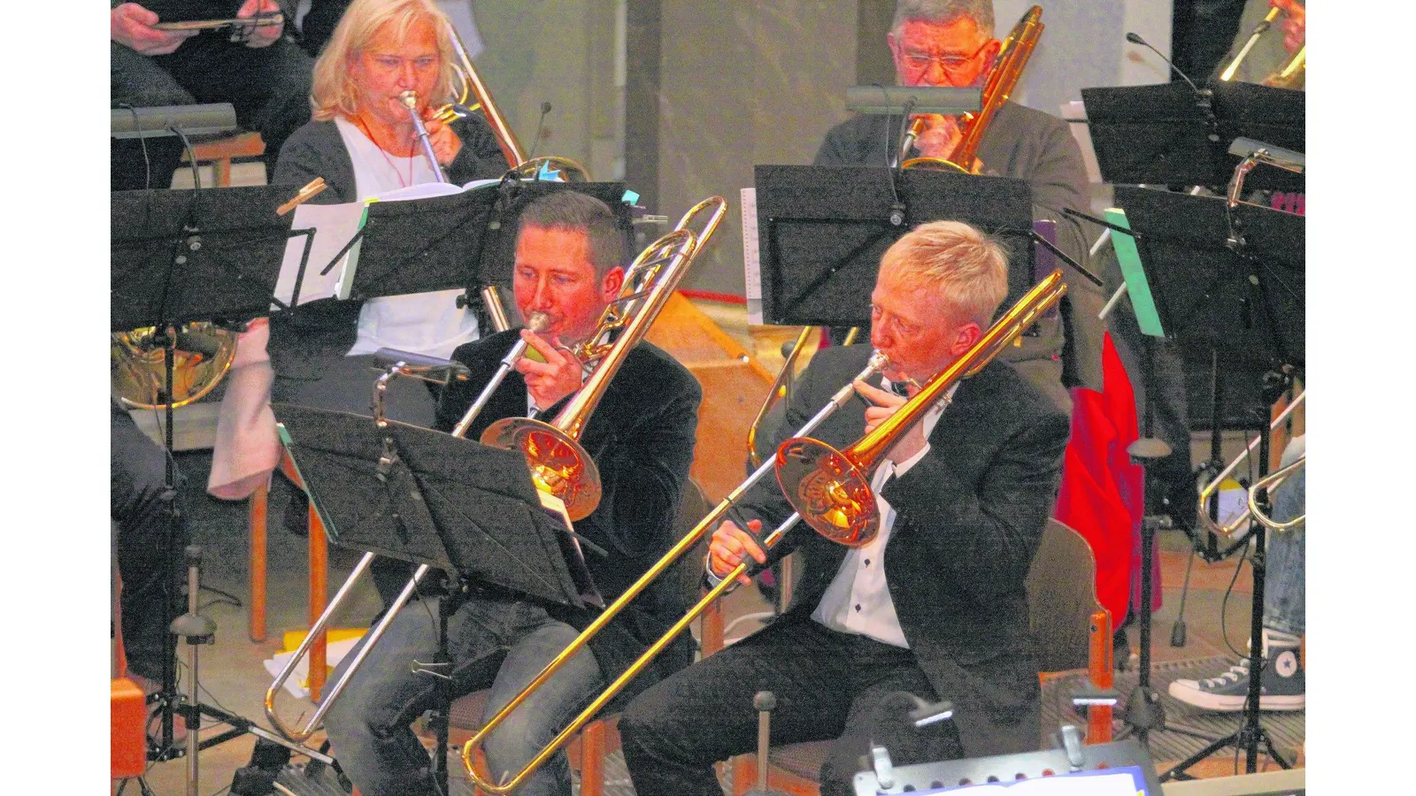 Fröhliche Stimmung und begeisterter Applaus (Foto: red)