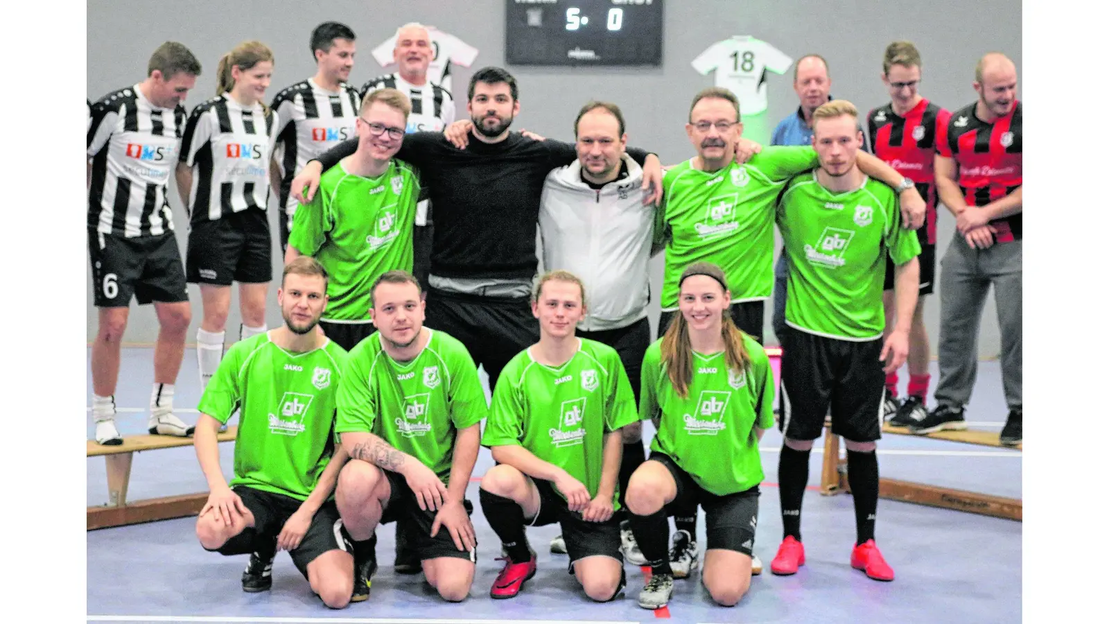 Zum Jahresabschluss rollt noch einmal der Ball (Foto: red)