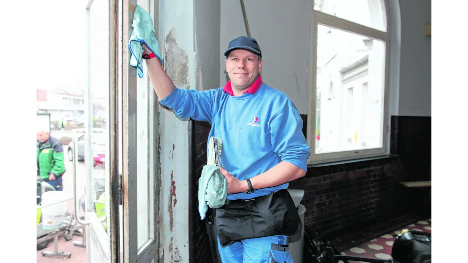 Die Stadthäger putzen den Bahnhof heraus (Foto: red)