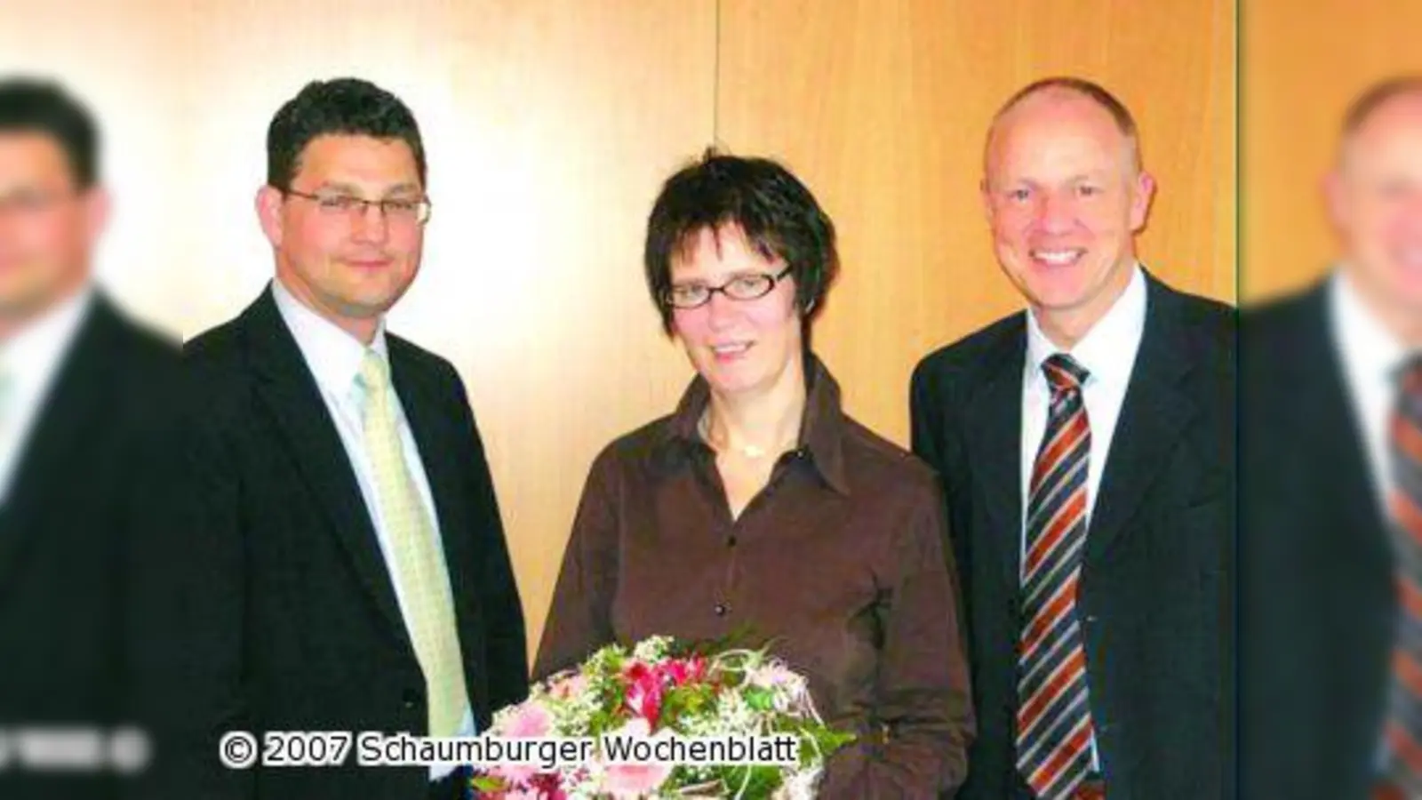 Ilona Mensching feiert Jubiläum bei der Sparkasse Schaumburg (Foto: hb)