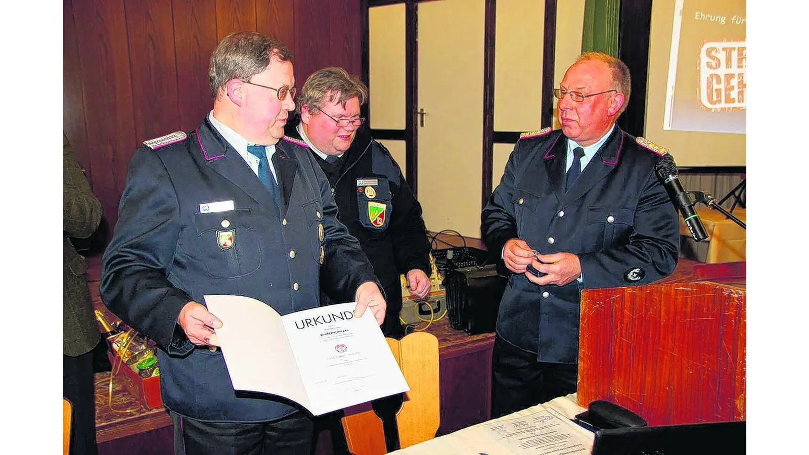 Wolfgang Borges erhält besondere Ehrung (Foto: tau)