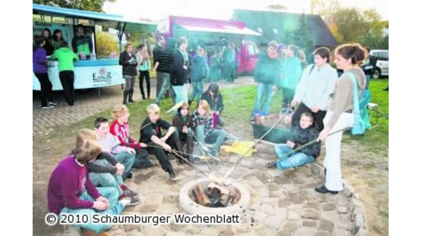 Jugendliche motzen ihre Schule auf (Foto: bb)