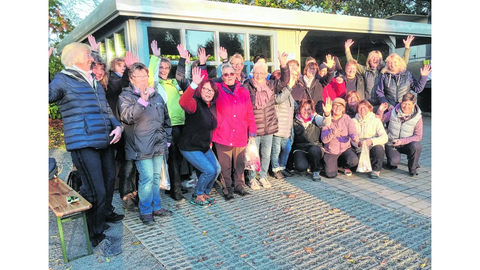 Frauenpower an den Stahlkugeln (Foto: red)