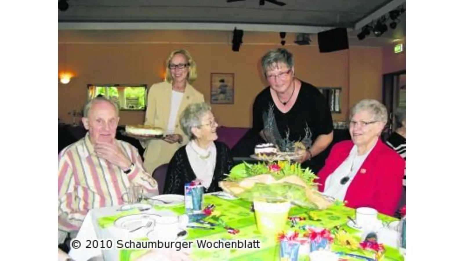 Euro-Norm-Gebiss erheitert Gäste (Foto: wa)