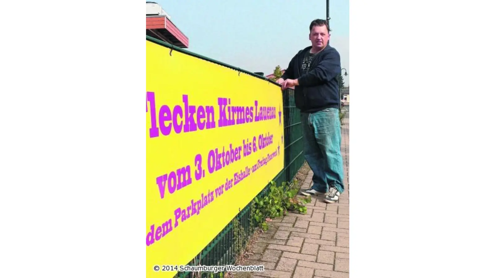 Riesenrad vor der Eishalle (Foto: al)