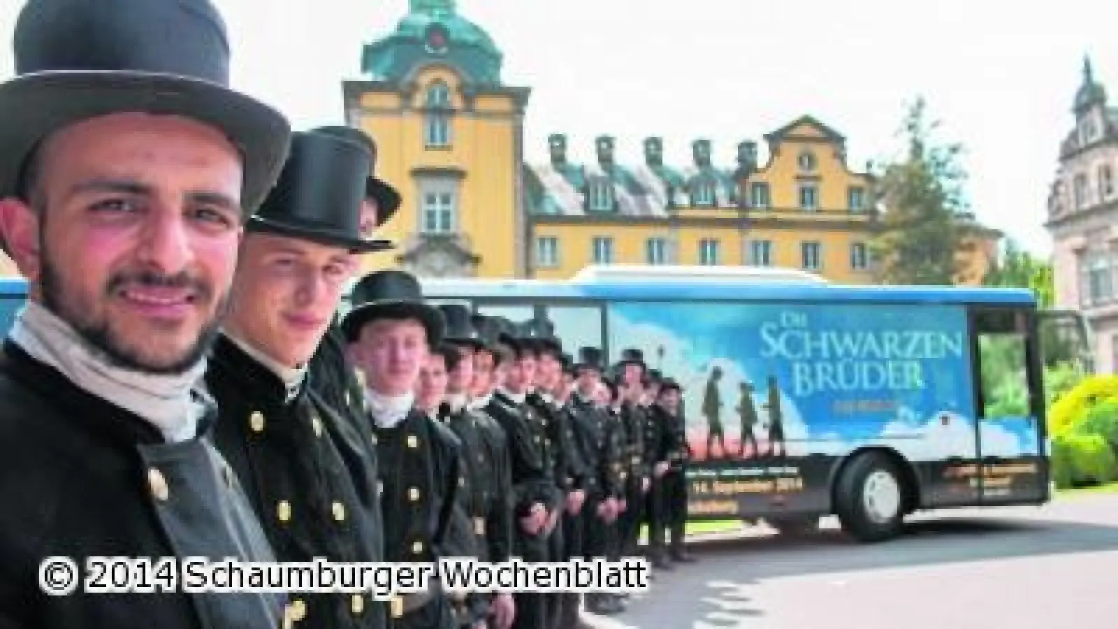 Schwarze Brüder auf Glücksbringertour (Foto: wa)