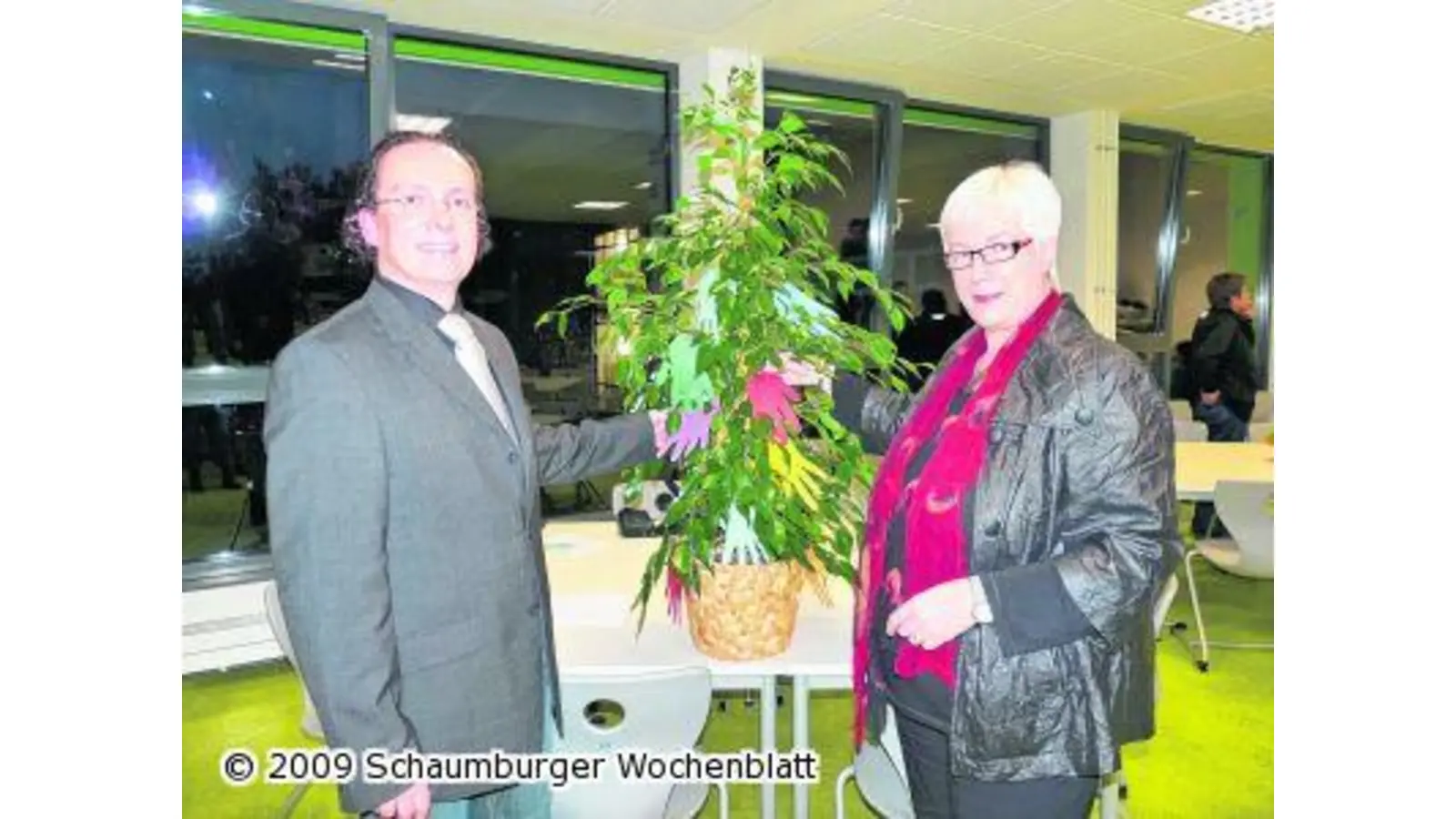 Mehr als 700 Kisten und Kartons werden gepackt (Foto: pd)