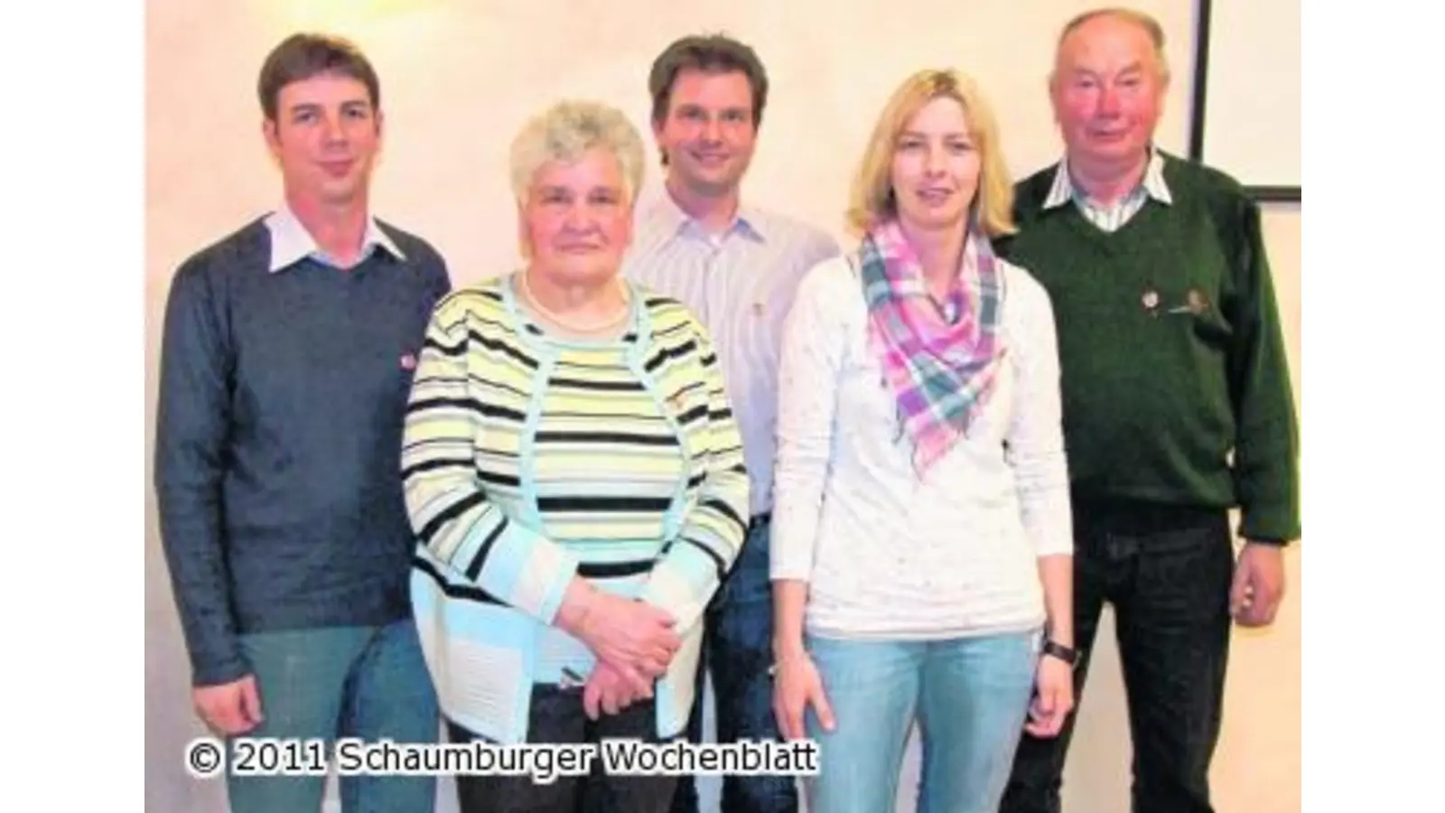 Das erste Mal Versammlung im neuen Dorfgemeinschaftshaus (Foto: tt)
