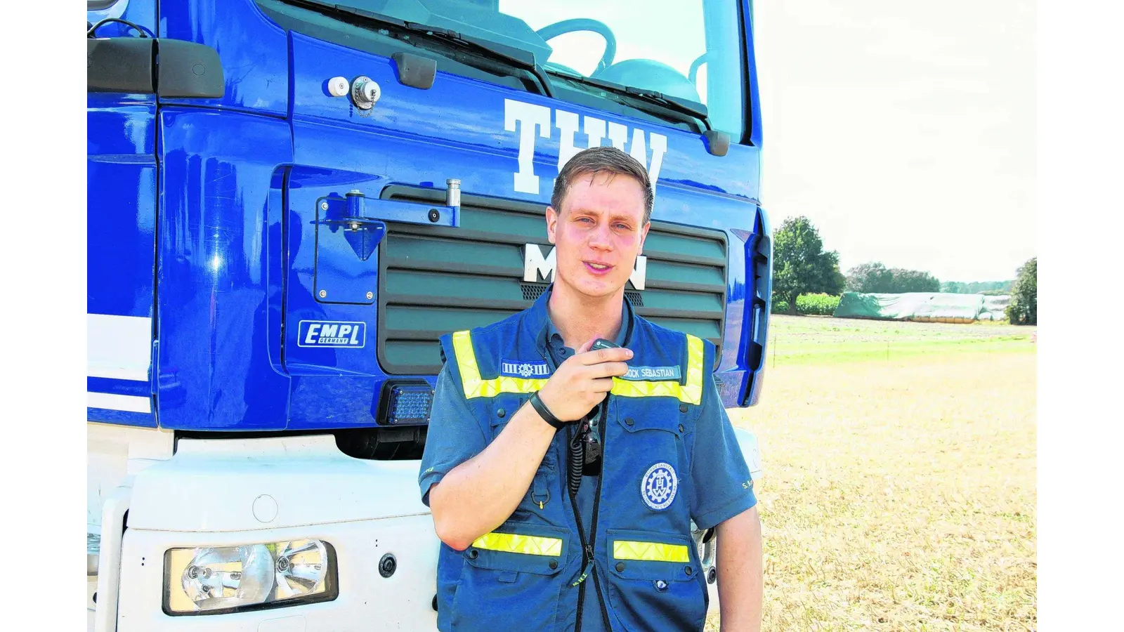 THW-Helfer betreuen zwei große Parkplätze (Foto: gi)