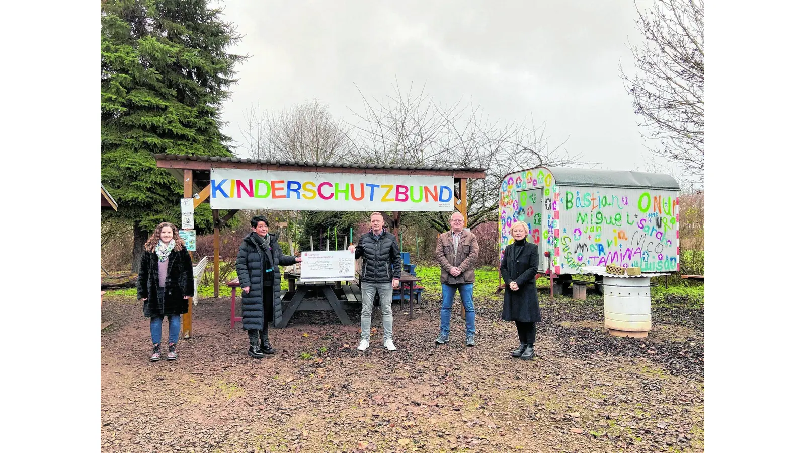 Achim Heger und Gerrit Köhler unterstützt den Kinderschutzbund bereits seit vier Jahren. (Foto: red)