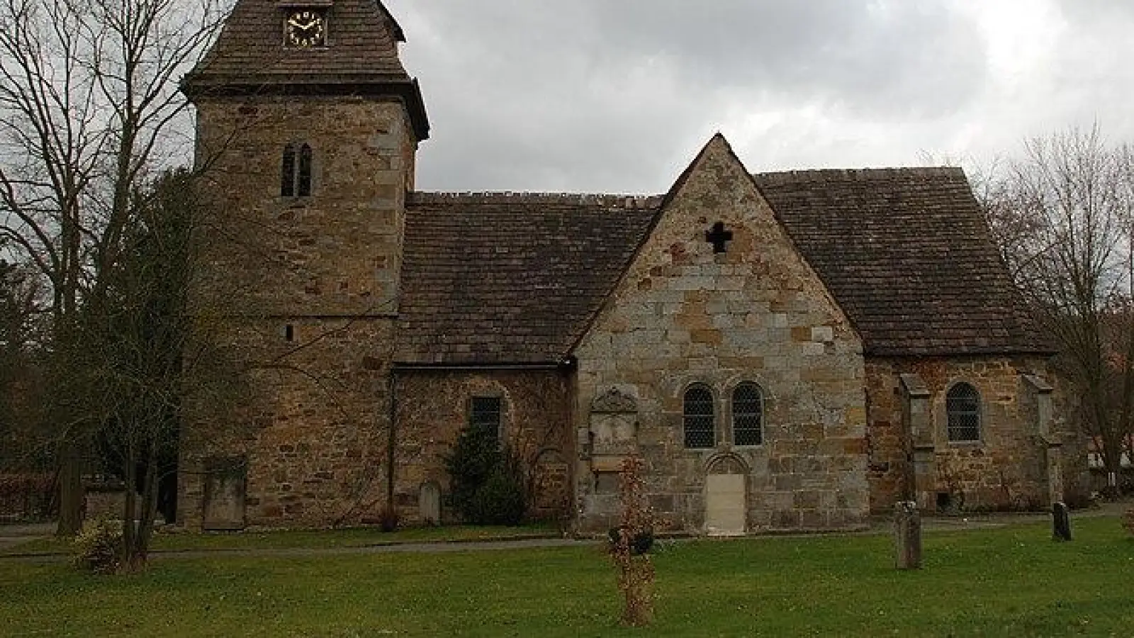 Am Sonntag findet ein Dorfrundgang rund um das ehemalige Schloss und den Schlosspark und die St. Martin Kirche statt.  (Foto: privat)