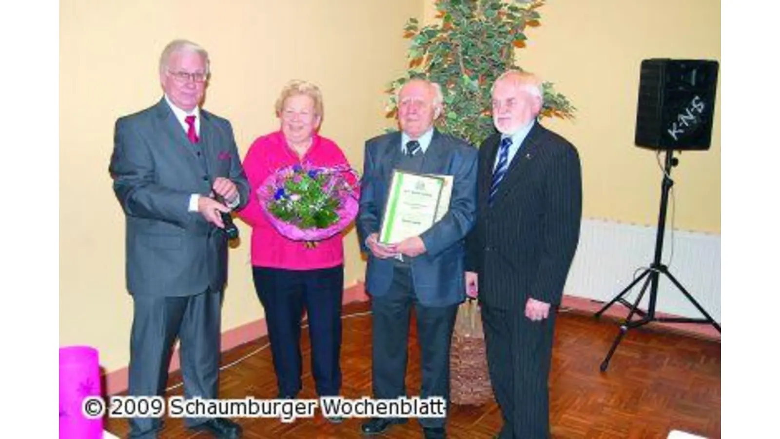 Siedler zeichnen Alfred Schweda aus (Foto: red)