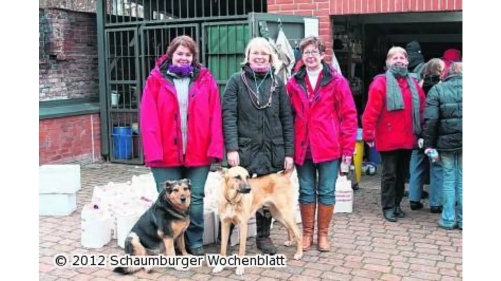 Spende für die Tiertafel (Foto: ste)