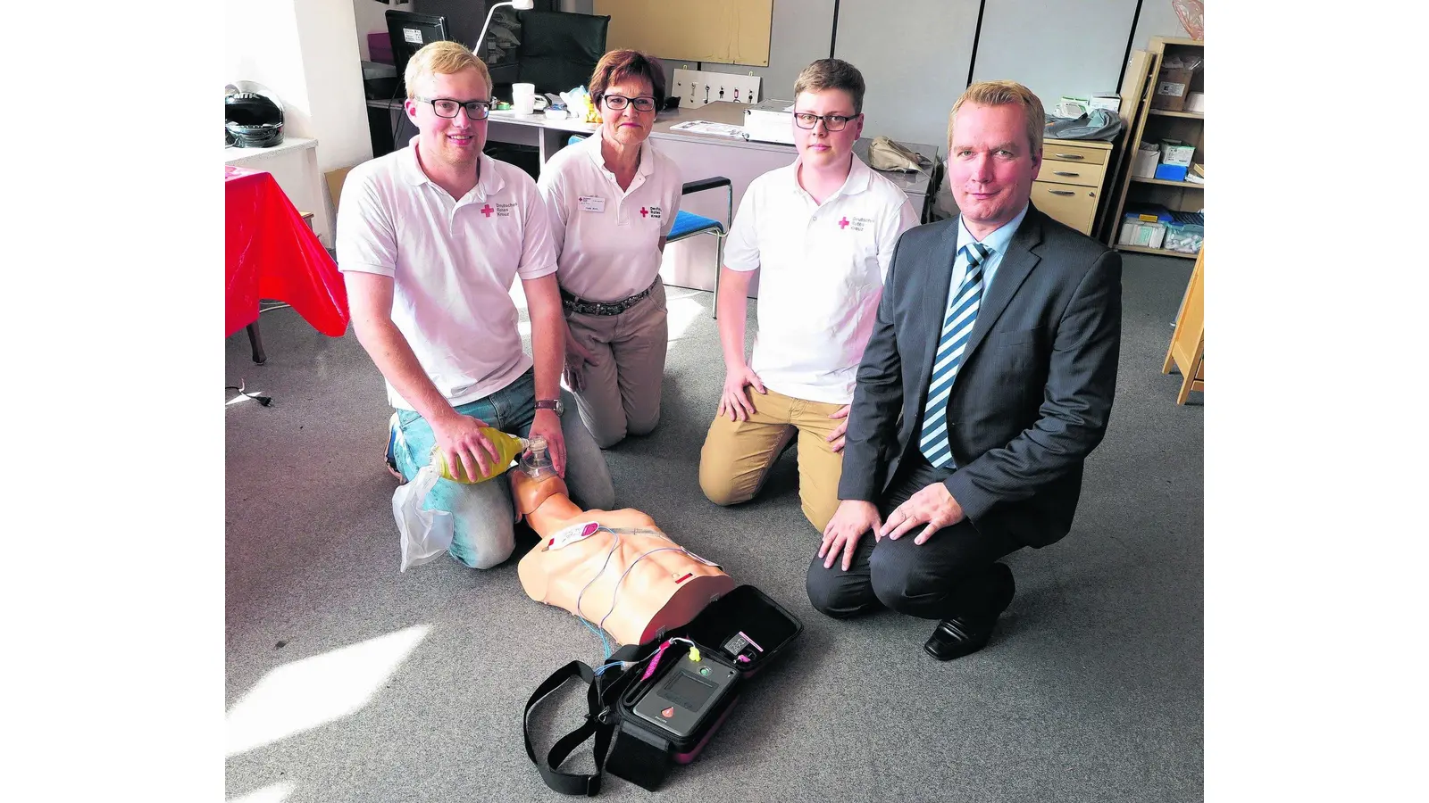Volksbank in Schaumburg sponsert kleinen Lebensretter (Foto: mh)
