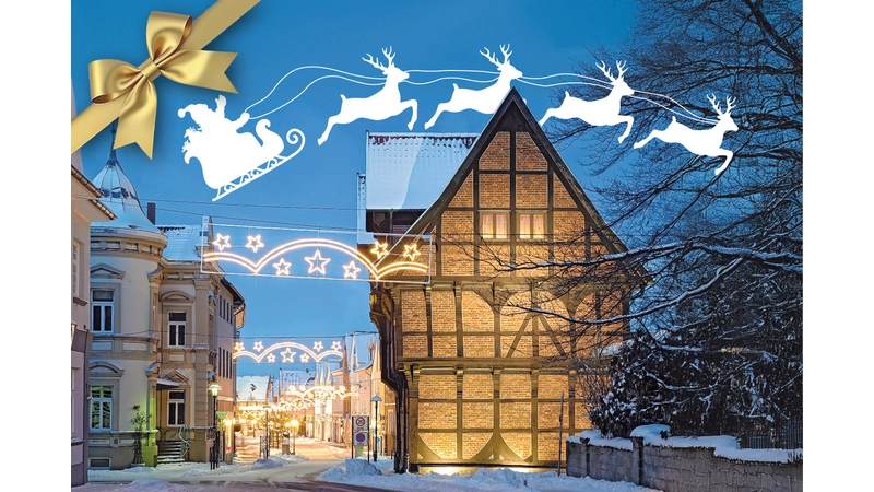 Das große Weihnachtsgewinnspiel ist angelaufen, der Einkauf in Stadthagen lohnt sich nun ganz besonders.  (Foto: Rolf Fischer/Montage)