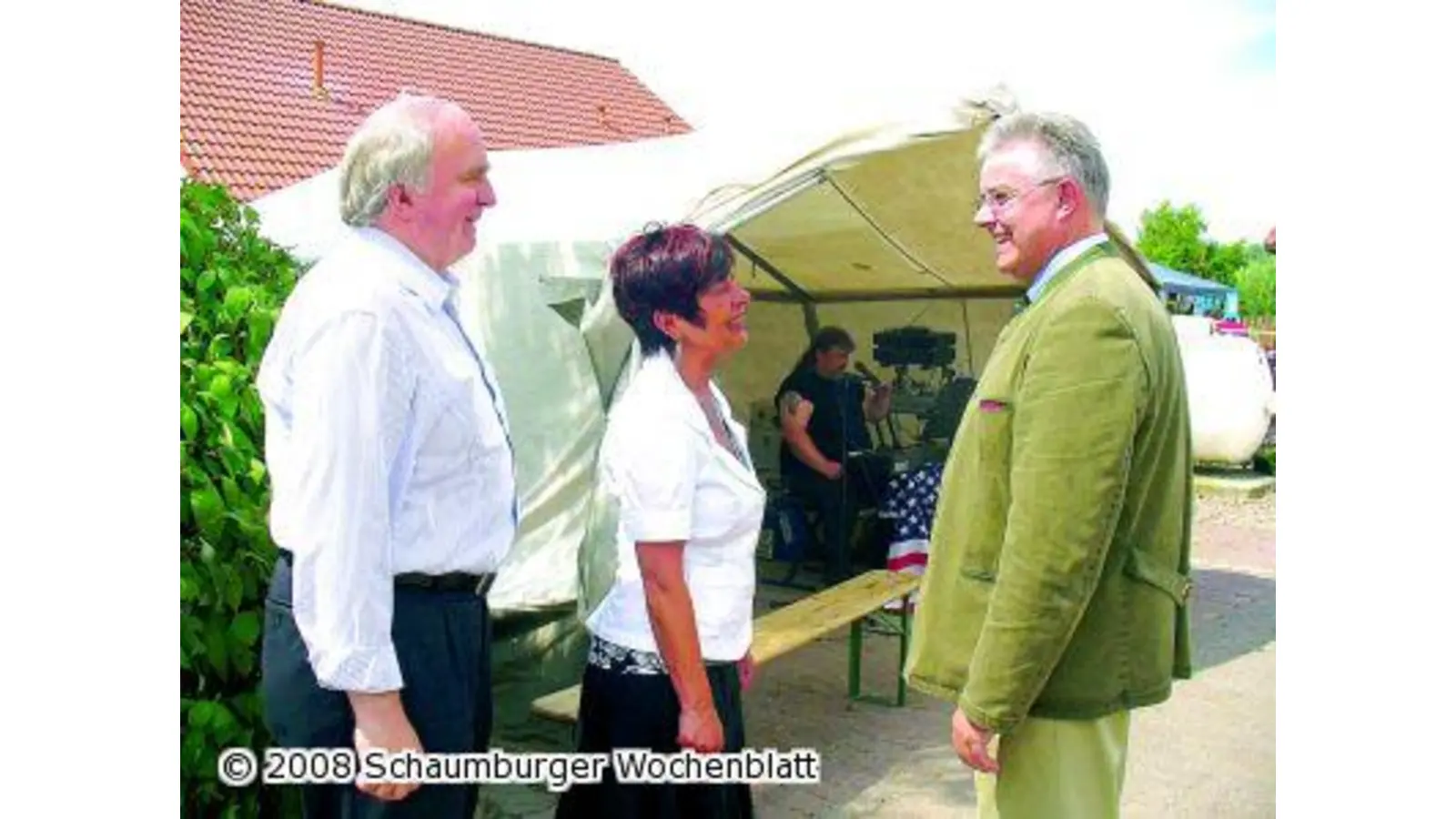Besucher feiern mit Tierschützern Geburtstag (Foto: hb)