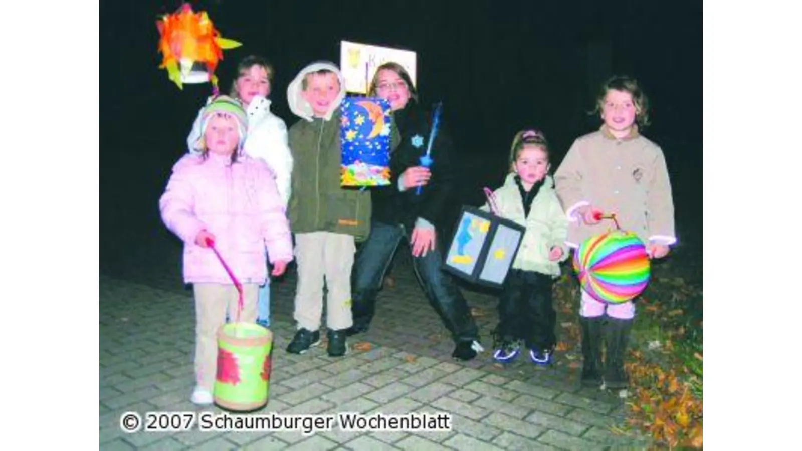 Laternenumzug der Sparkasse (Foto: red)