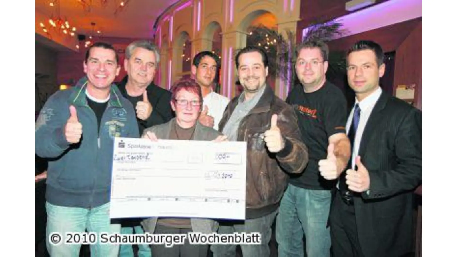 Party bringt 2000 Euro für Haiti (Foto: bb)