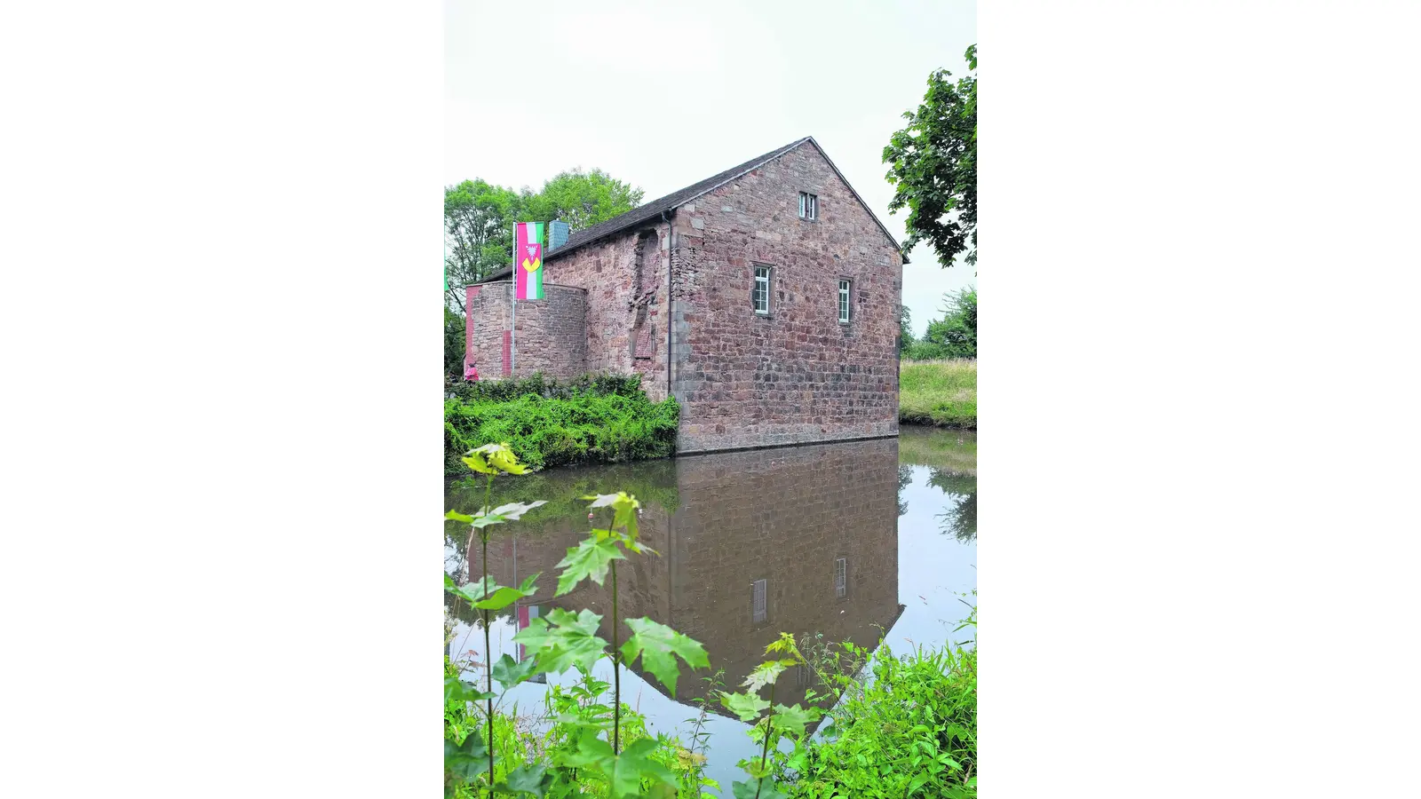 Vorgängerbau des Schlosses wird sichtbar (Foto: jl)