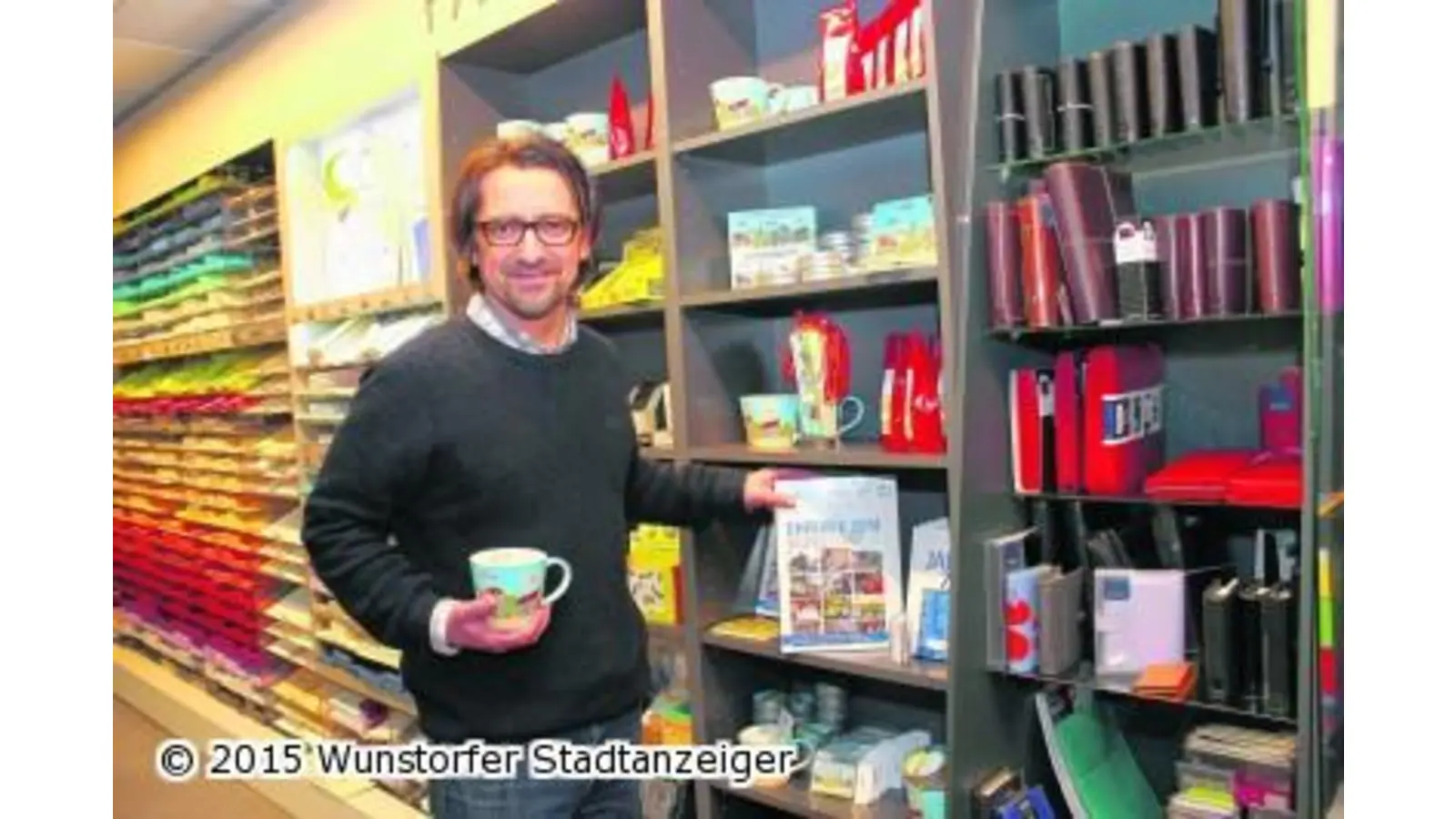 Wunstorf Fans greifen zur Chronik (Foto: tau)