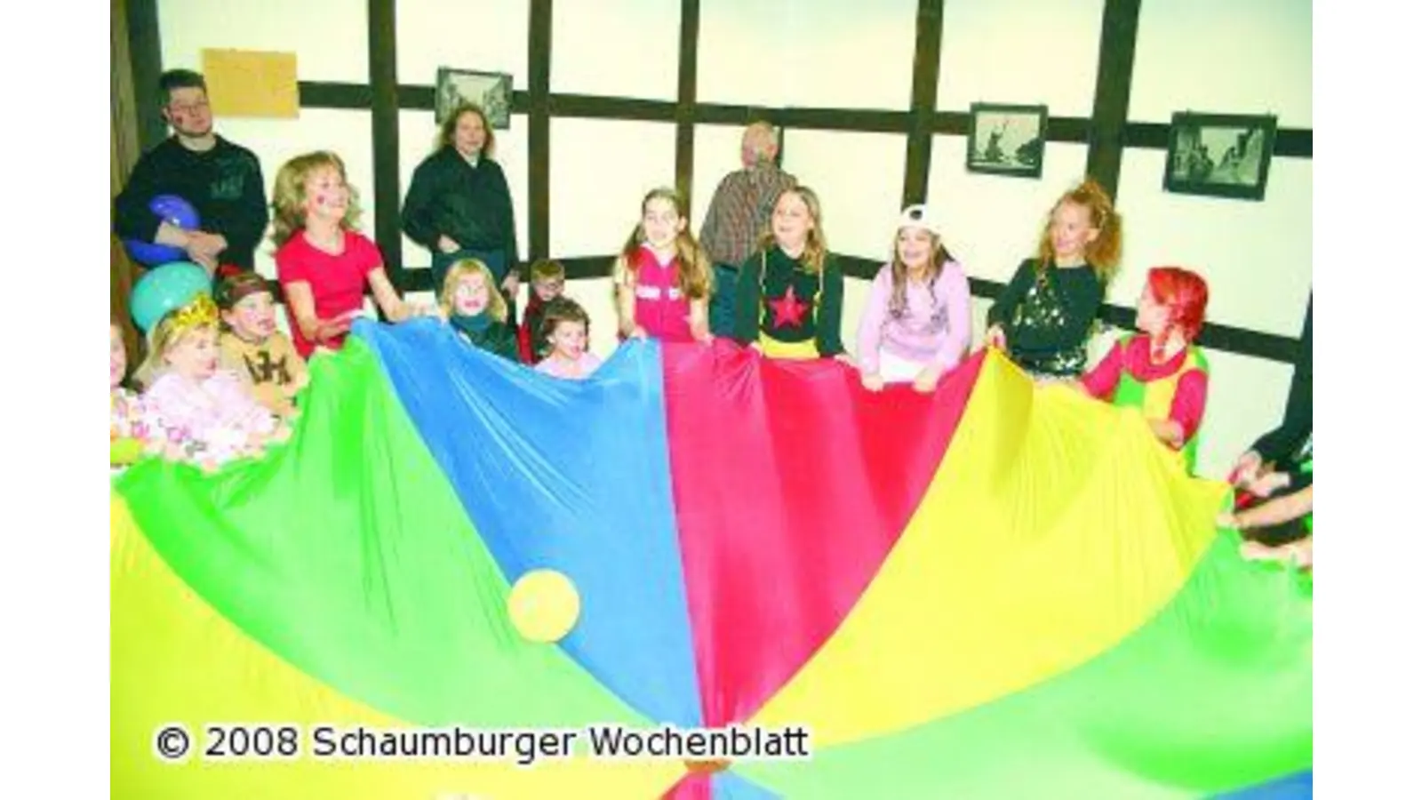 Mädchen und Jungen können ausgelassen toben (Foto: bb)