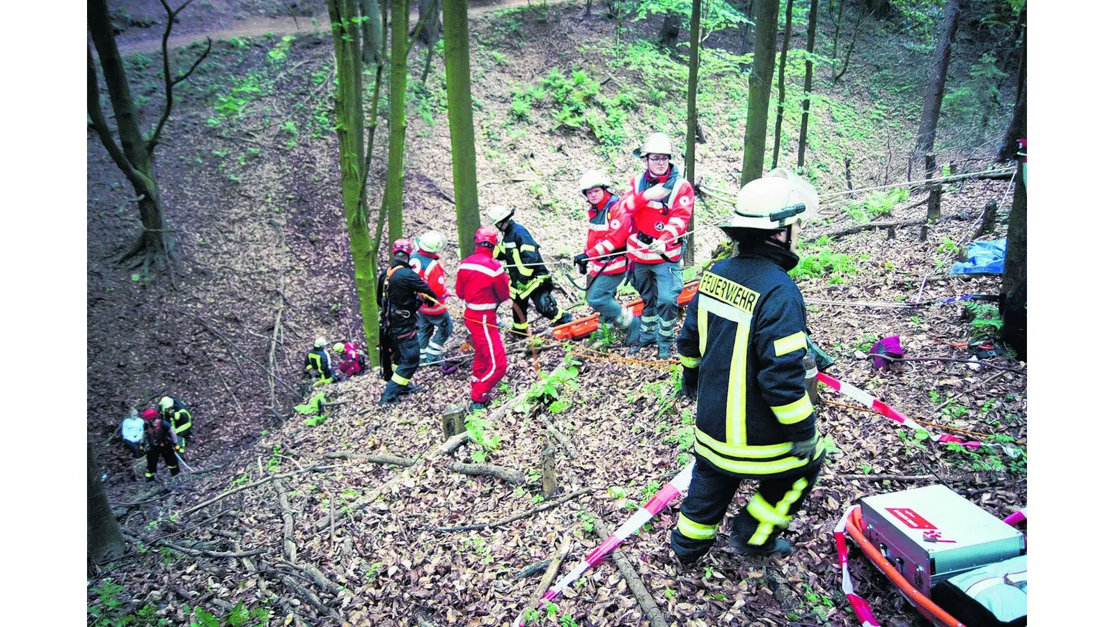 Großangelegte Übung im Deister (Foto: gr)