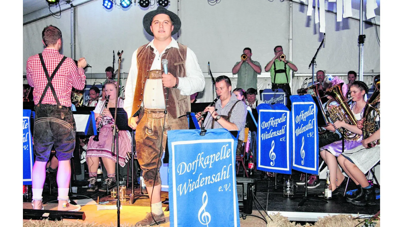 Fast 500 Besucher feiern Oktoberfest (Foto: pp)