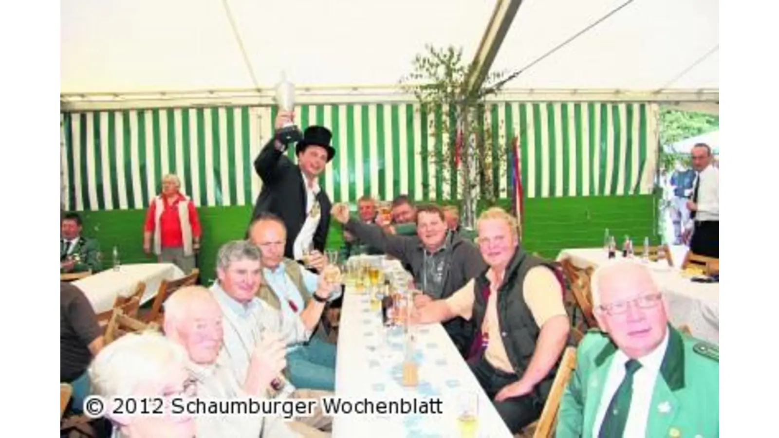 Lindenrott schlägt den ewigen Rivalen (Foto: gi)