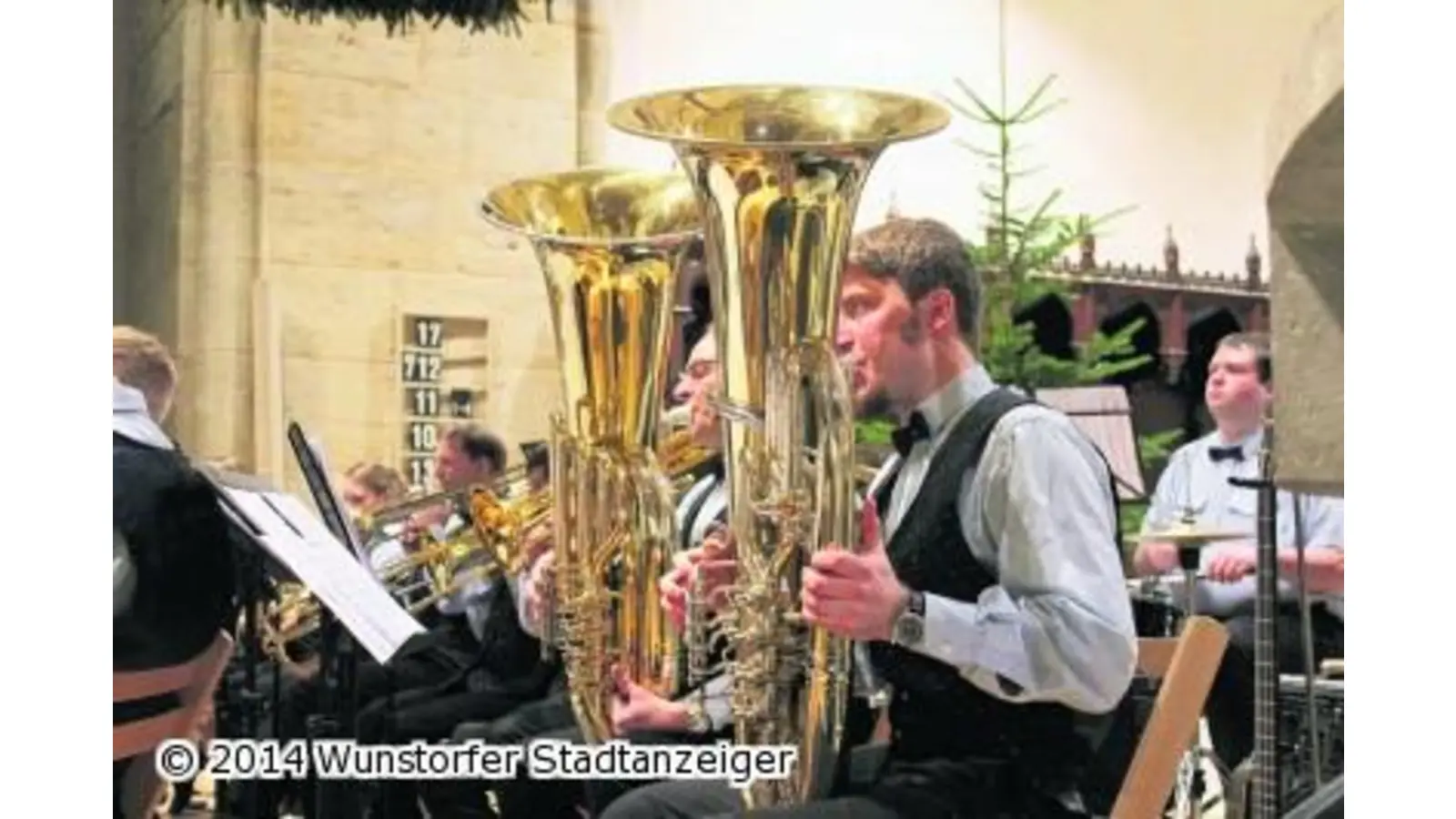 Mit Trompete und Harfe (Foto: jan)