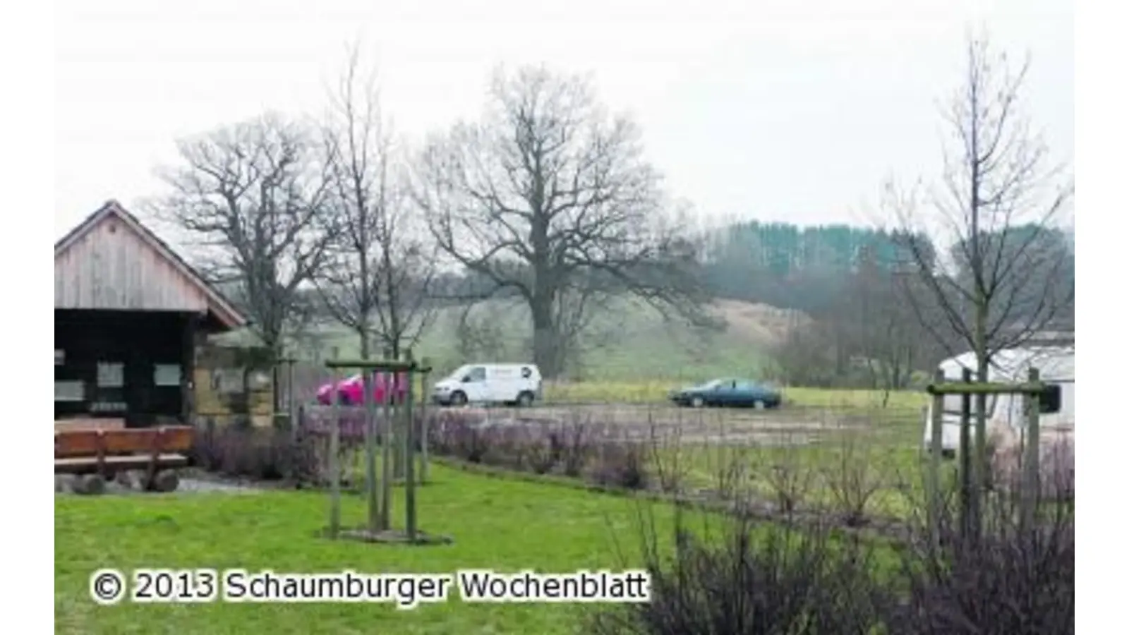 Ein Schrottplatz in der Ortsmitte (Foto: al)