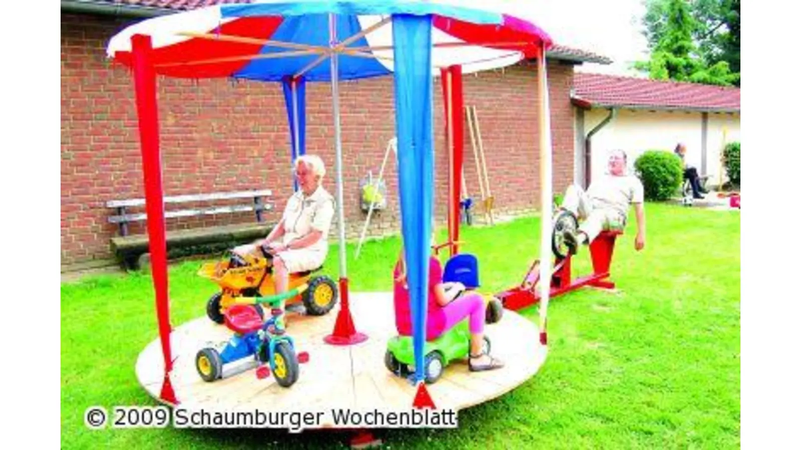 Kirschkernspucken und Stiefelweitwurf (Foto: red)