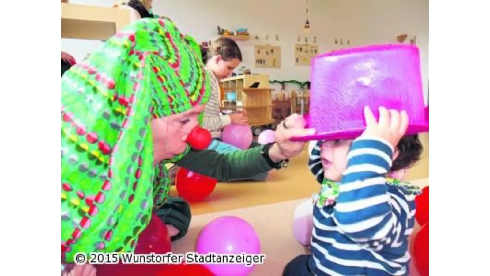 Clown Quasti besucht Ringelsöckchen (Foto: tau)