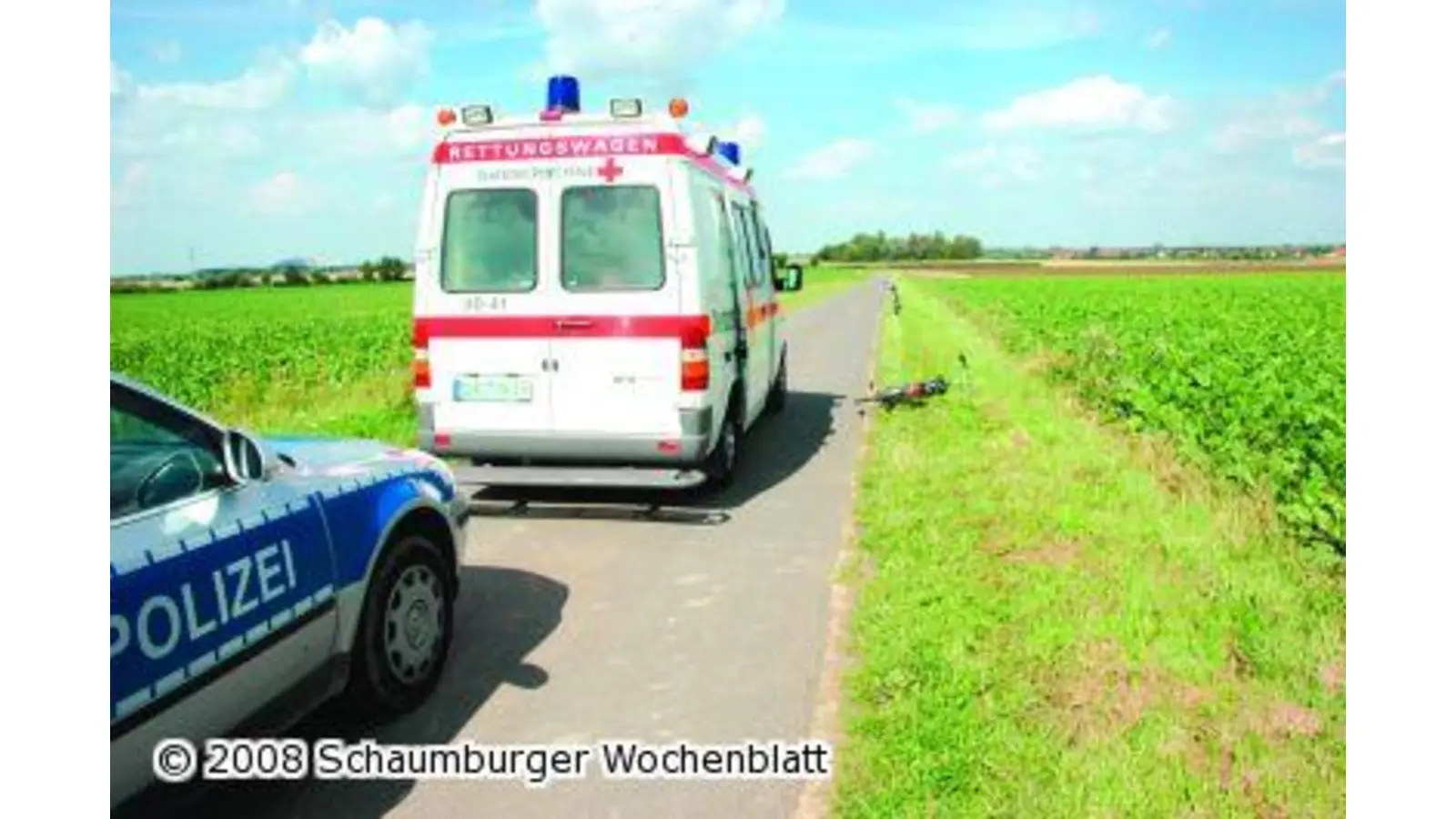 Traktor und Radfahrerin stoßen zusammen (Foto: red)