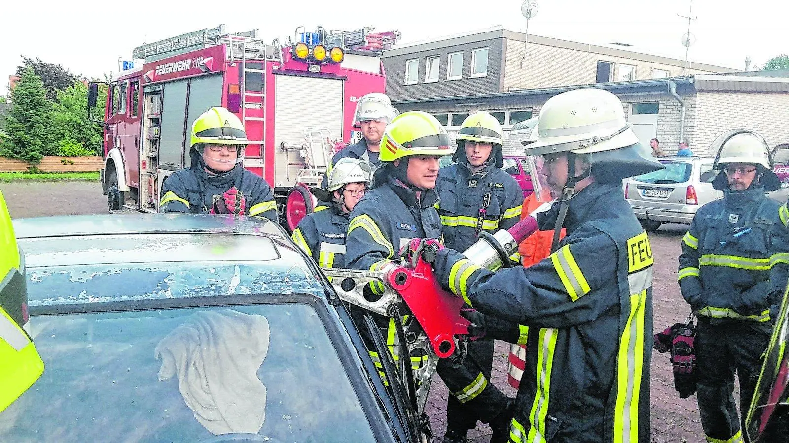 Bei der Feuerwehr brennt es auf dem eigenen Hof (Foto: em)