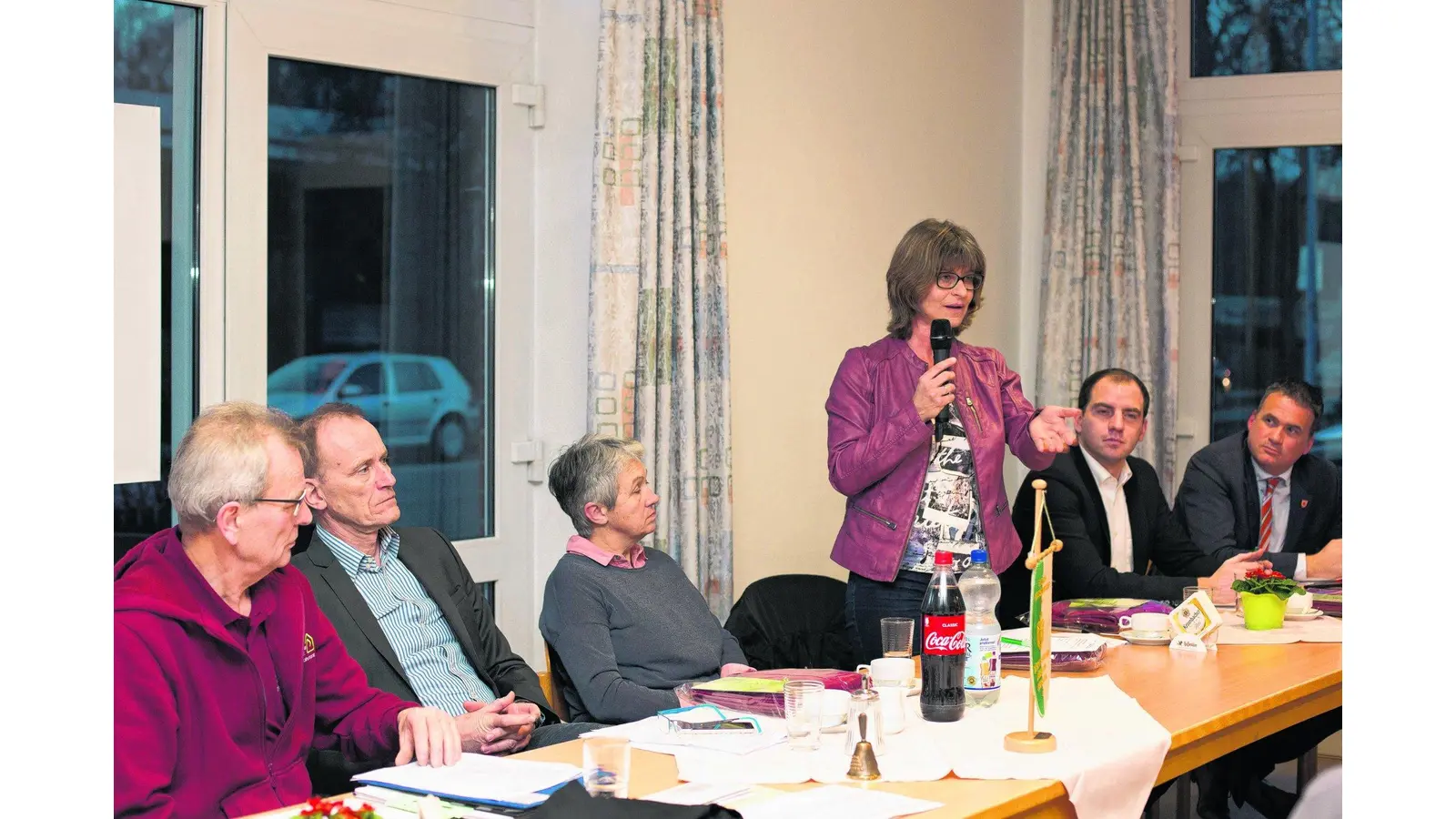 Rege Talkrunde bei den Siedlern (Foto: jl)