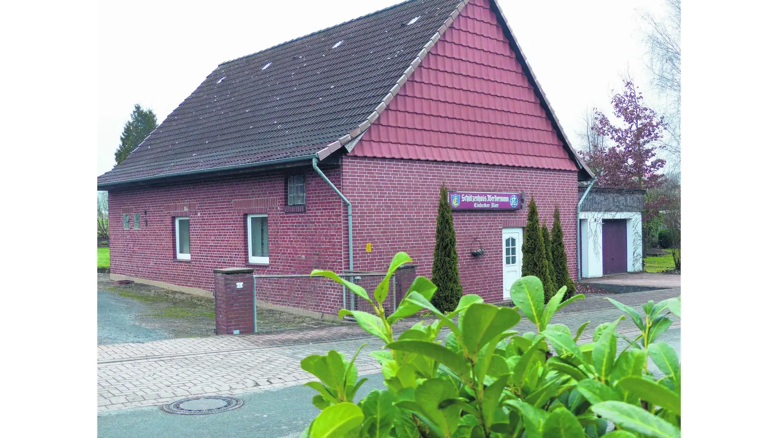 Die Landjugend zieht in das Schützenhaus ein (Foto: al)