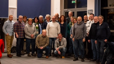 Haben die Feierlichkeiten vorbereitet: Vertreter verschiedener Vereine und Organisationen. (Foto: Regina Schiewe)