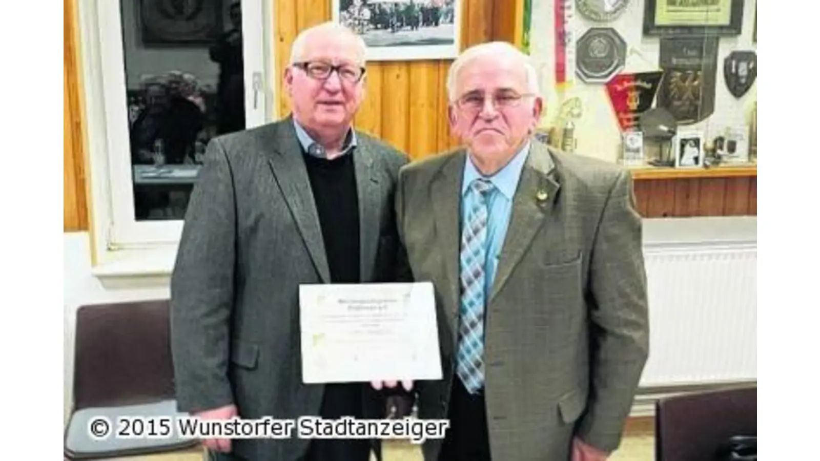 Schatzmeister wird Ehrenmitglied (Foto: mk)