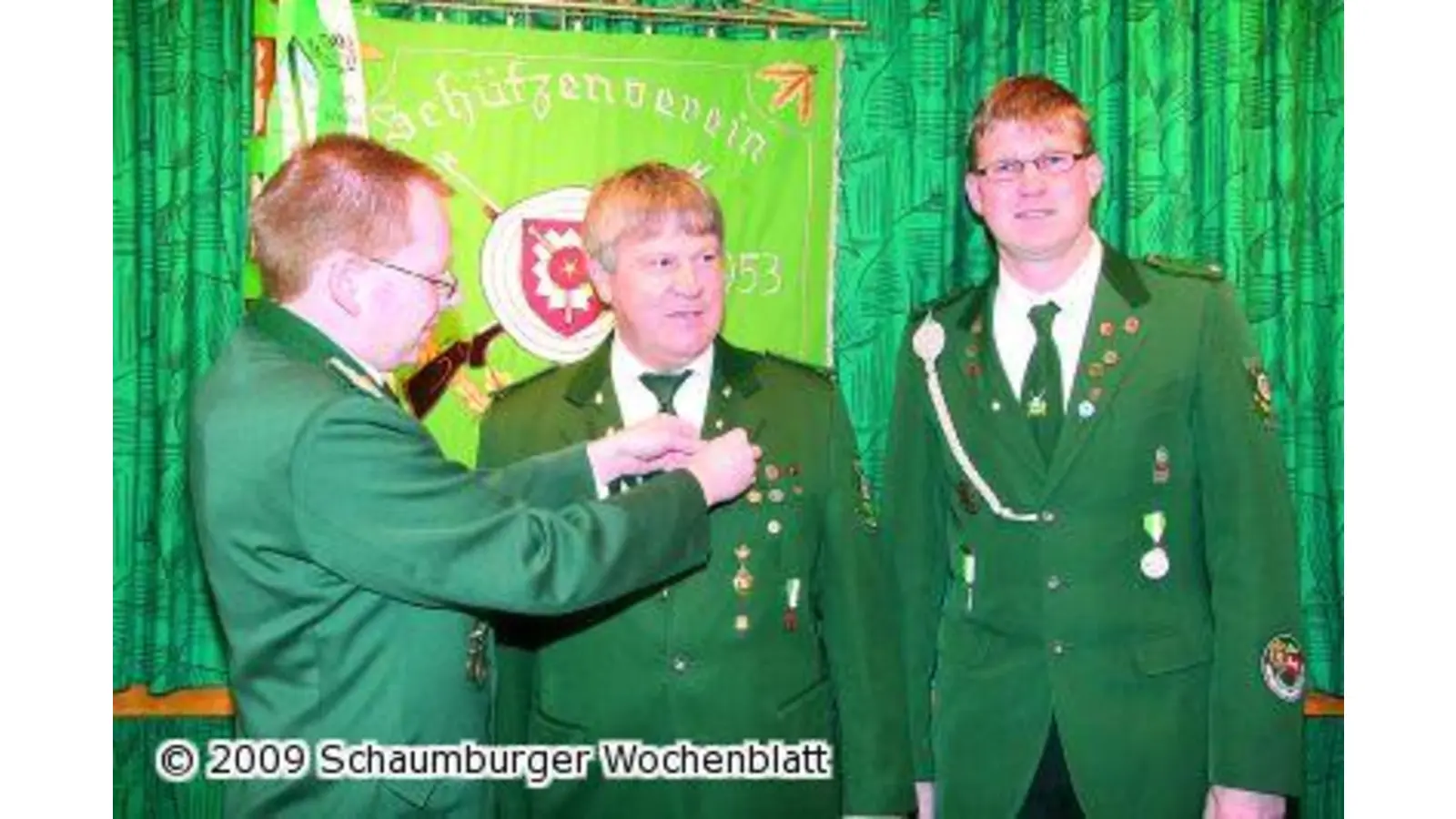 Ein Mitglied mehr beim Schützenverein (Foto: gi)