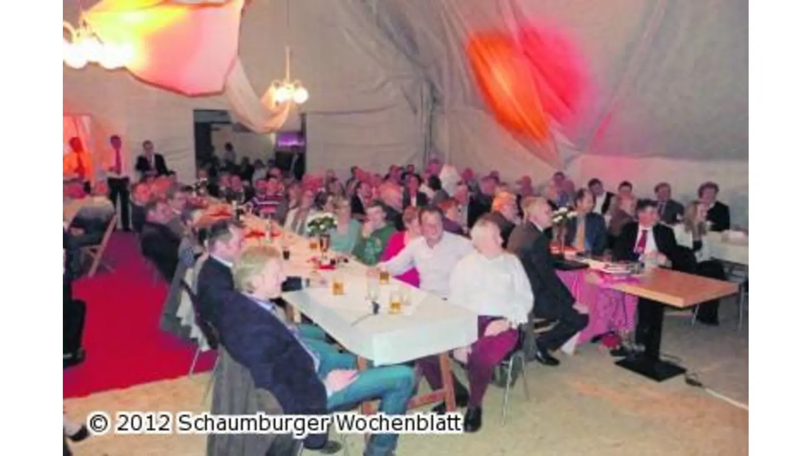 Jubiläumsschau mit prickelnden Momenten (Foto: red)