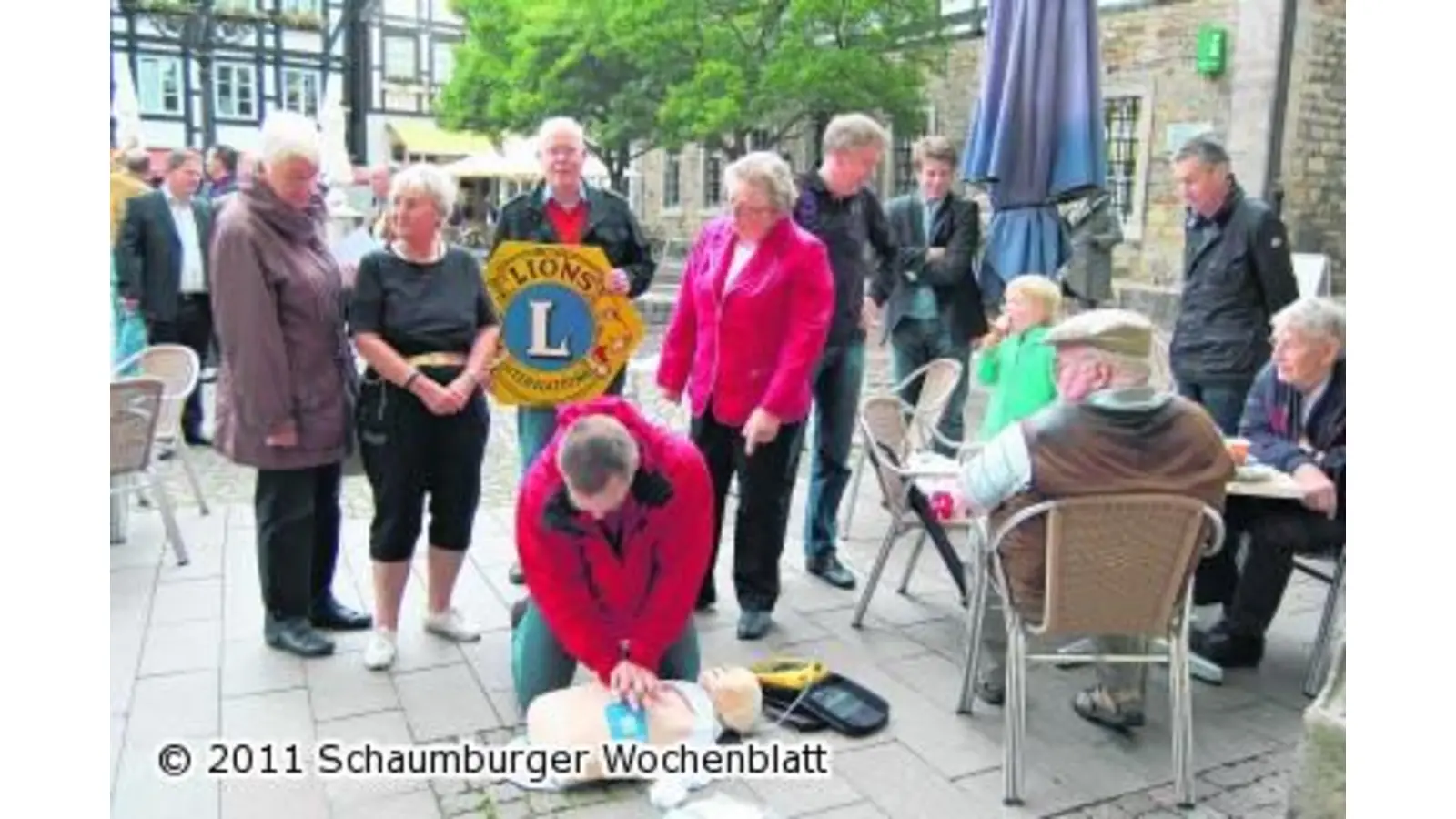 Defibrillator im Praxistest (Foto: ste)