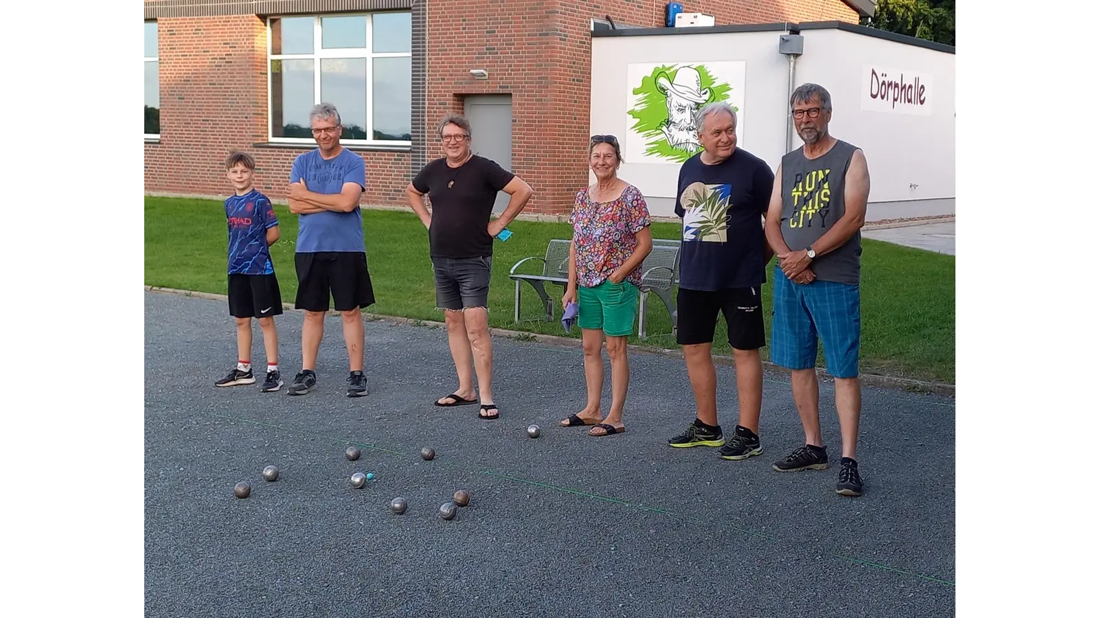 Die Vorrundenspiele der Dorfmeisterschaft sind abgeschlossen, es geht ins Finale. 