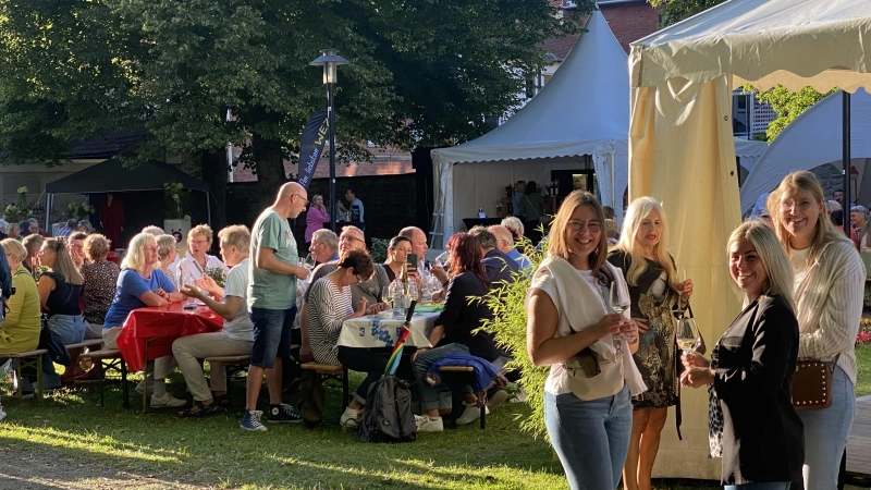 Die Ausrichtung von Veranstaltungen wie dem Weinfest erfordern einen deutlich höheren Aufwand als früher.  (Foto: ab)